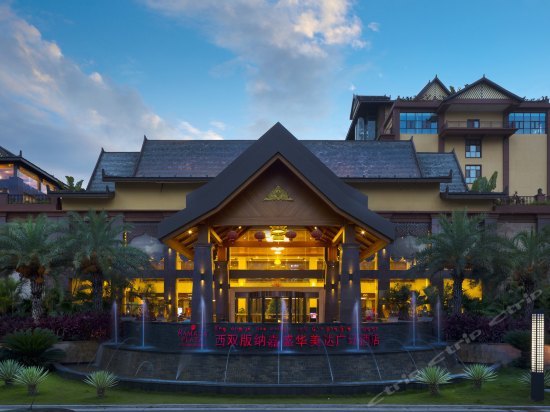 住進西雙版納嘉盛華美達廣場酒店,不出國就能帶你感受世界風情,快來體驗!