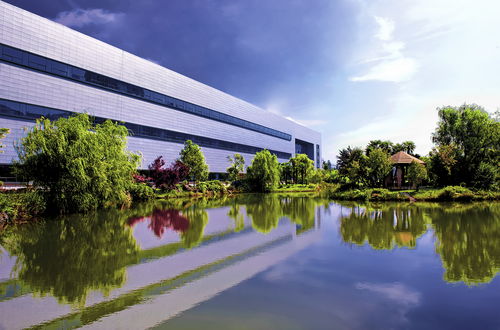 內(nèi)外兼修 善作善成 云南中煙紅塔集團昭通卷煙廠的發(fā)展之路與云南房地產(chǎn)的借鑒意義