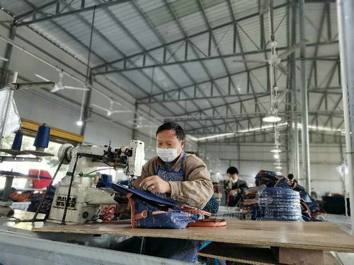 瀘縣點亮脫貧攻堅 統(tǒng)戰(zhàn) 名片